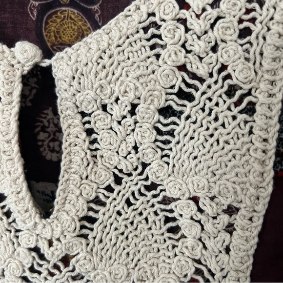 Grifflin Paris Boho Crochet Top Medium Patchwork Paisley Floral Peasant Festival - Picture 3 of 10